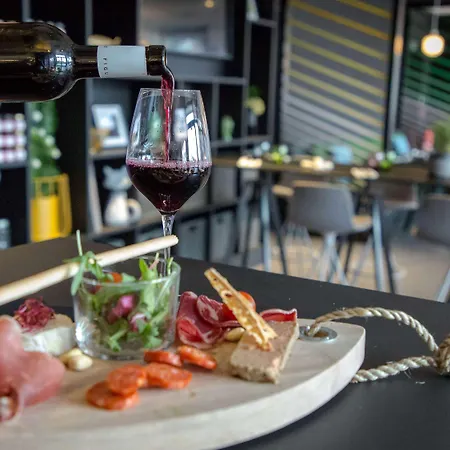 Hotel Mercure Centre Cote D'azur 4*
