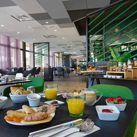 Mercure Centre Cote D'azur Hotel 4*