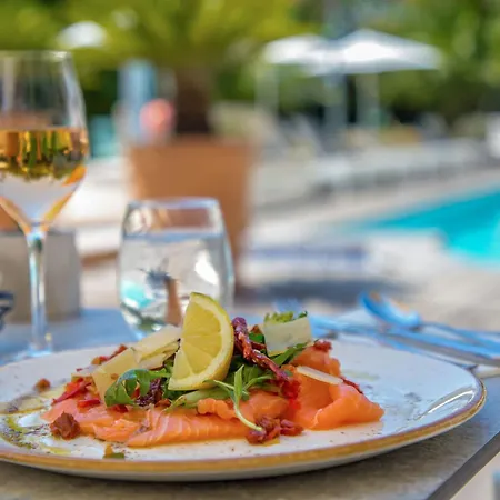Hotel Mercure Centre Cote D'azur 4*