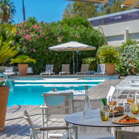 Mercure Centre Cote D'azur 4*