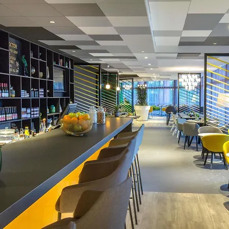 Mercure Centre Cote D'azur 4*