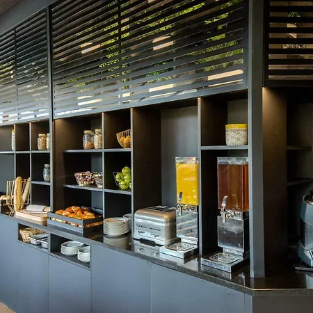 Mercure Centre Cote D'azur Hyeres
