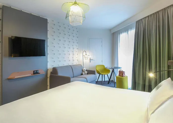 מלון Mercure Centre Cote D'azur