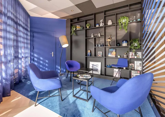 Mercure Centre Cote D'azur מלון הייר