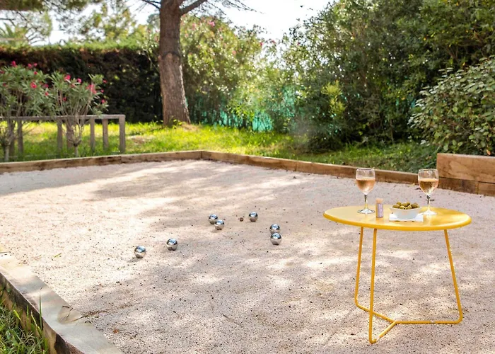 Mercure Centre Cote D'azur הייר