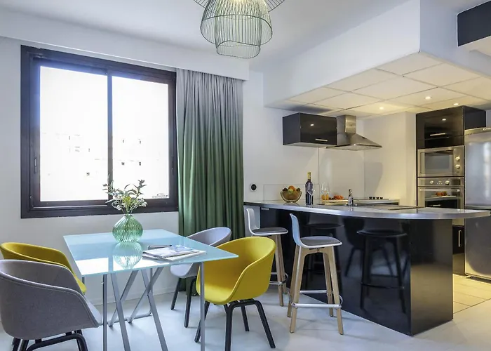 Mercure Centre Cote D'azur 4*