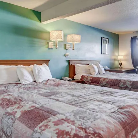 Отель Mercure Centre Cote D'azur Йер