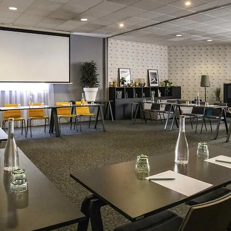 Отель Mercure Centre Cote D'azur