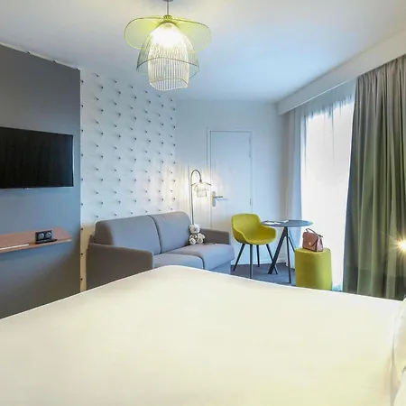 Mercure Centre Cote D'azur Ξενοδοχείο Ιέρ