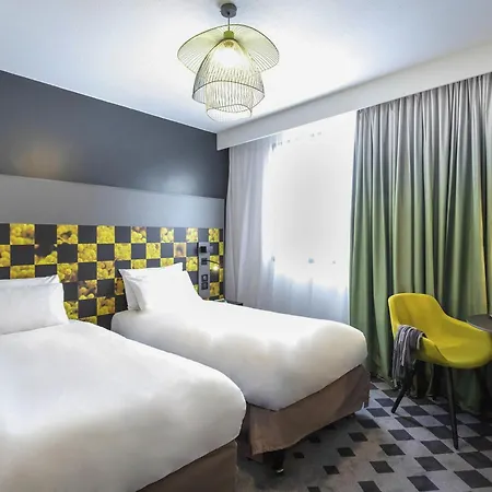 Mercure Centre Cote D'azur Ιέρ