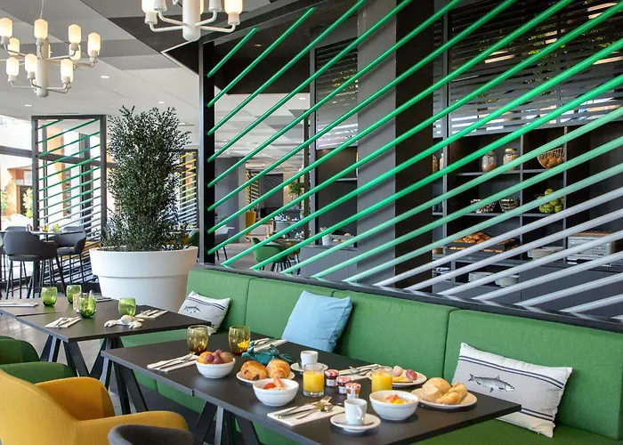 Szálloda Mercure Centre Cote D'azur 4*