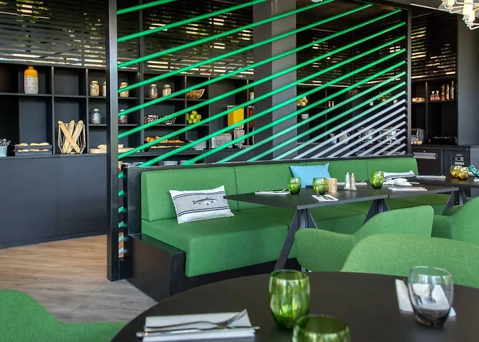 Mercure Centre Cote D'azur Hotel 4*